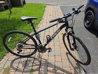 Full view of Trek 8.4 DS bicycle left side