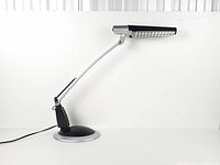 Lamp full view unlit showing structure