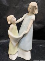 Front view of Royal Doulton Playmates figurine