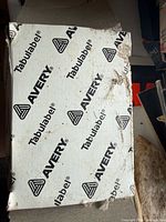 Avery Tabulabel box exterior
