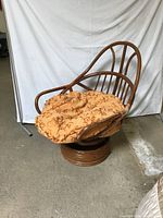 Front angle showing chair with cushion