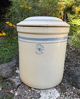 Full view of crock showing blue bands and Garden City marking
