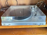 Front view of Sony PS-333 turntable with dust cover closed