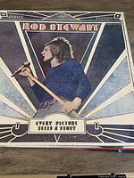 Front cover of Rod Stewart Every Picture Tells A Story album sleeve