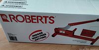 Closed Roberts box showing product name and dust-free cutting claim