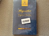 Front of sealed Arishine Magnetic Eyeliner & Eyelashes Kit box