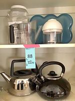 Overview of all six items on shelves