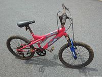 Full view of Pacific Evolution 20-inch bicycle