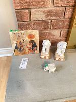 Full lot showing plaque, pair of large elephant figurines, small elephant tealight holder