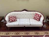 Front view of sofa with pillows