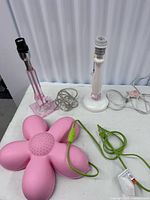 Overview of all three lamps on table
