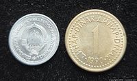 Obverse sides of 1963 aluminium-coloured and 1990 brass-toned 1 Dinar Yugoslav coins