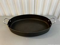 Top view of Calphalon oval pan