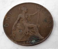 Reverse showing seated Britannia and date 1906