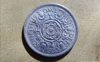 Reverse side of 1953 two shillings coin