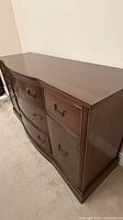 Angle view highlighting finish and serpentine front