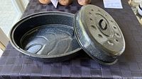 Roasting pan base and lid, open view