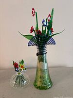 Two vases side by side displaying overall appearance of lot