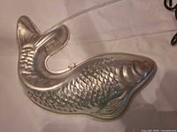 Full view of aluminum fish mold