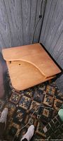 overall view of two-tier corner table