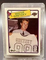 Front of Topps Wayne Gretzky #120 card in sleeve