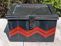 Front and top view showing chevron, latch, overall condition