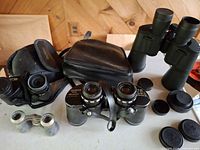Overview of all binoculars, opera glasses, cases, lens caps