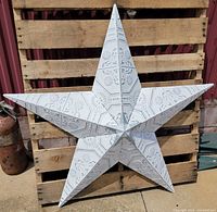 Front view of full star against pallet backdrop