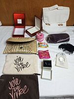 All items overview on table