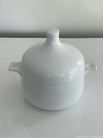 Front view of Rosenthal Plus covered dish
