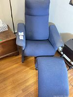 front view of recliner with ottoman