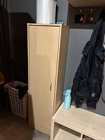 Front view of closed cabinet