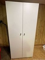 wardrobe closed front view