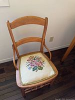 Front view of entire chair
