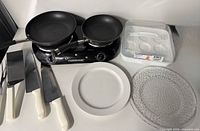 Overview of all kitchen items in lot