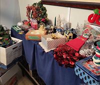 Overview of table with various Christmas décor items