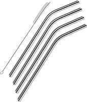 Four curved stainless steel straws and one cleaning brush displayed on white