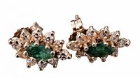 front view showing emerald and diamond arrangement