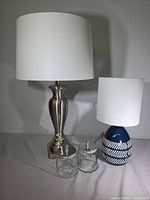 Overview of both lamps and both jars