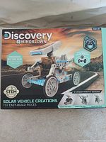 Front of boxed Discovery #Mindblown Solar Vehicle Creations kit