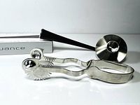 Menu Multi Tongs front with Nuance pourer parts visible