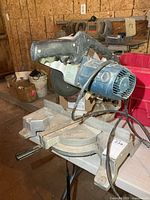 Side view of Mastercraft 10" compound miter saw on table