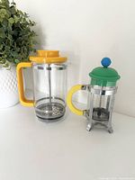 Both French presses side by side