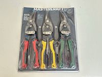 Front view of sealed Mastercraft 3-piece aviation snips set