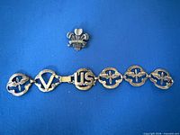Bracelet and brooch overview