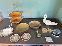 Group view of entire lot on tabletop
