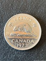Reverse of 1973 Canada 5-cent coin showing beaver design and date