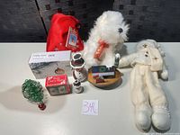 group shot of entire lot displaying all eight items