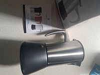 Moka pot with handle, manual and box