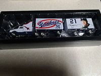 Die-cast truck set in blister packaging